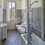 M Club De Luxe 4*
