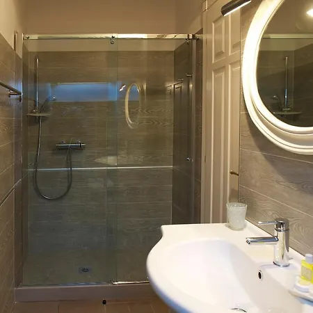 M Club De Luxe Nocleg ze śniadaniem Rawenna