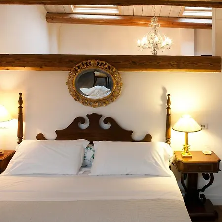 فندق مبيت وإفطار M Club De Luxe